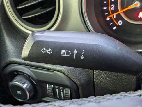 Used 2021 Jeep Wrangler Unlimited Sport AWD/4WD image 6