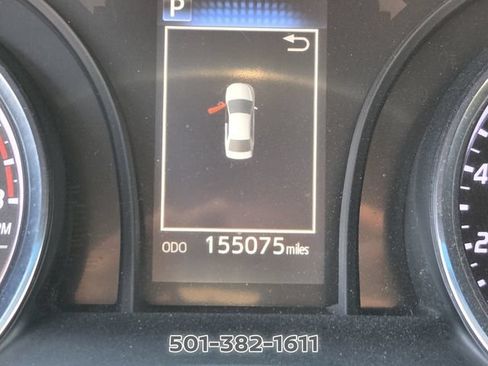 Used 2019 Toyota Camry SE w/ Convenience Package FWD image 27