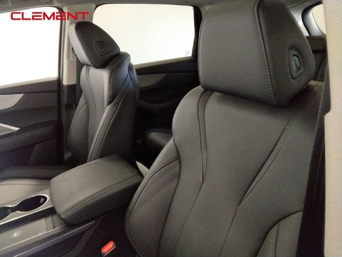 Used 2025 Acura MDX FWD image 25