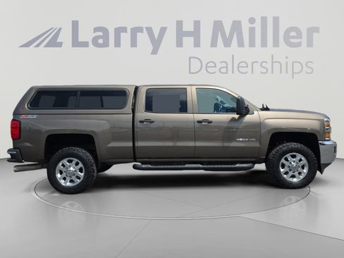 Used 2015 Chevrolet Silverado 3500 LT w/ LT Convenience Package AWD/4WD image 6