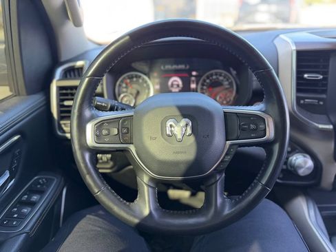 Used 2022 RAM 1500 Laramie AWD/4WD image 5