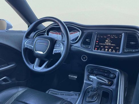 Used 2016 Dodge Challenger SXT Plus RWD image 22