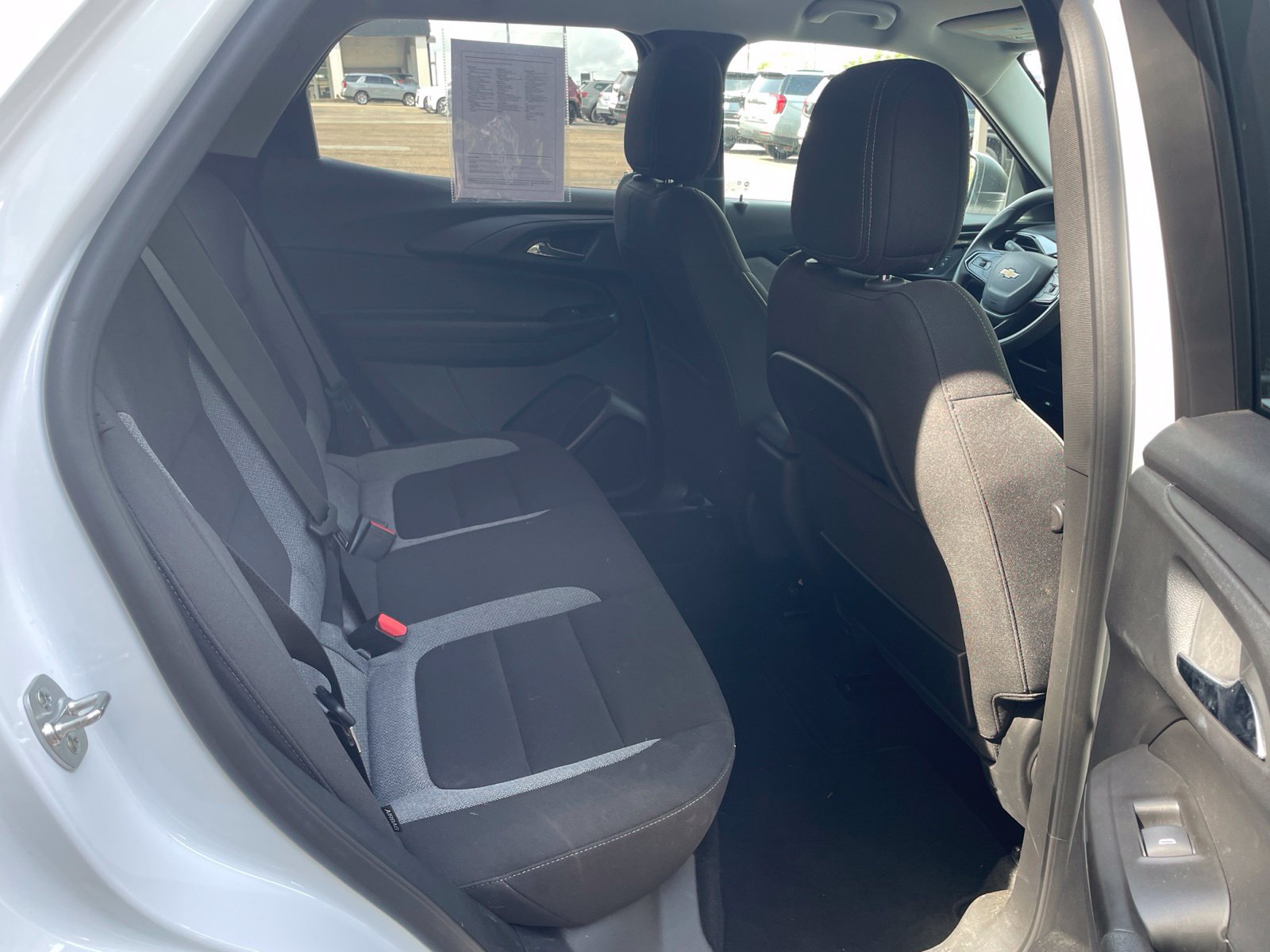 Used 2025 Chevrolet TrailBlazer LS w/ LS Convenience Package FWD image 32