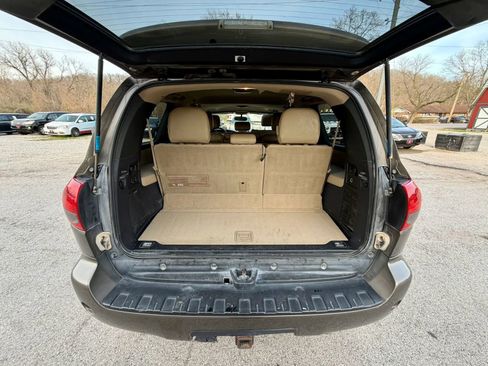 Used 2013 Toyota Sequoia SR5 w/ Premium Pkg RWD image 13