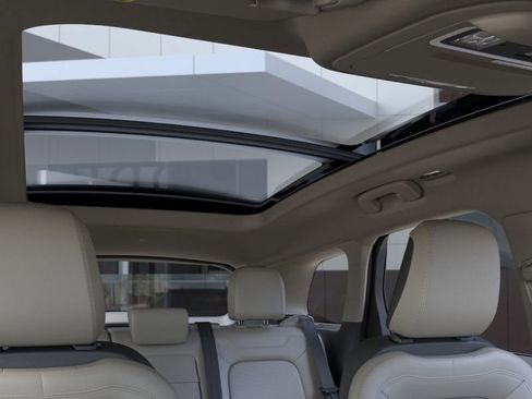 New 2025 Lincoln Corsair Grand Touring image 22