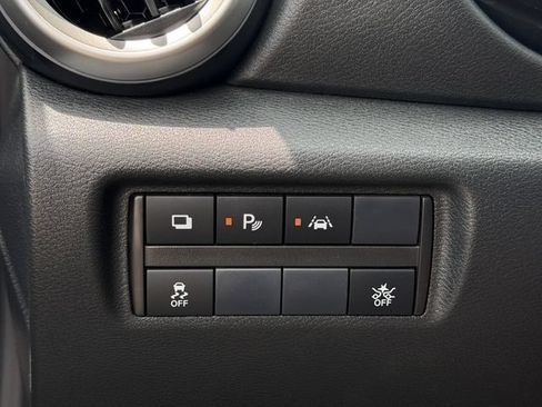 Used 2024 Nissan Versa S w/ Trunk Package FWD image 18