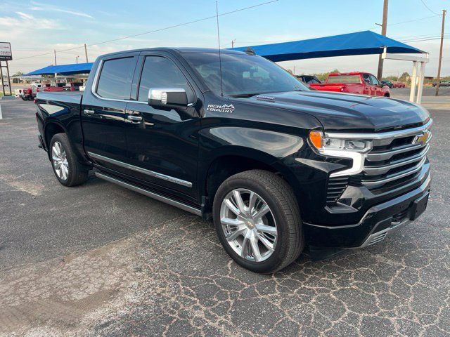 Used 2025 Chevrolet Silverado 1500 High Country AWD/4WD image 3