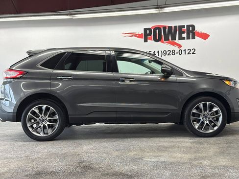 Used 2017 Ford Edge Titanium w/ Equipment Group 301A AWD/4WD image 2