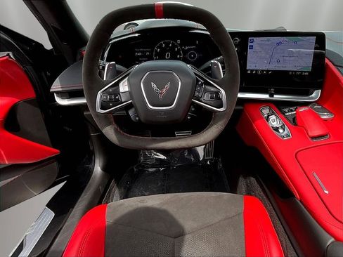 Used 2022 Chevrolet Corvette Stingray Preferred Cpe w/ Z51 Performance Package RWD image 8