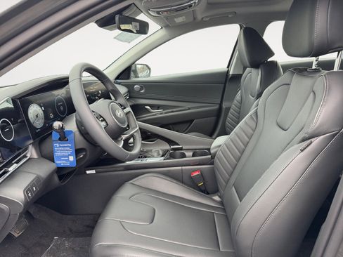 New 2026 Hyundai Elantra Limited w/ Cargo Package FWD image 9