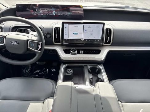 New 2027 Ford Expedition Active AWD/4WD image 17