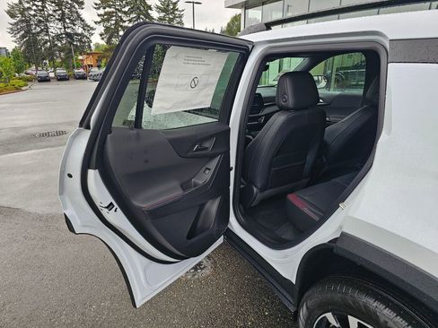 New 2026 Chevrolet Equinox RS w/ Safety and Technology Package AWD/4WD image 15