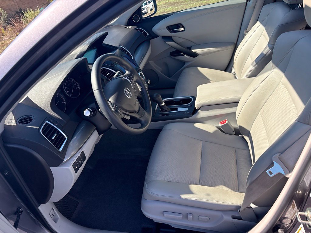 Used 2017 Acura RDX w/ Technology Package FWD image 18