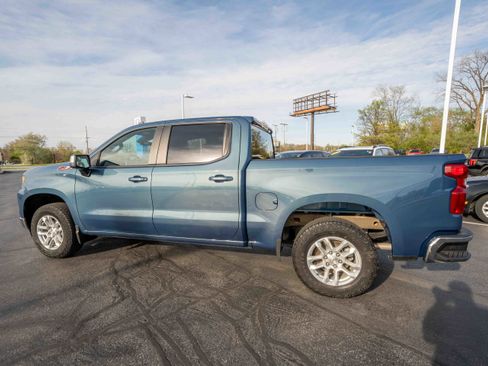 Used 2024 Chevrolet Silverado 1500 LT w/ Z71 Off-Road Package image 4