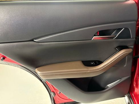 Used 2024 MAZDA CX-30 AWD 2.5 S w/ Premium Package image 39