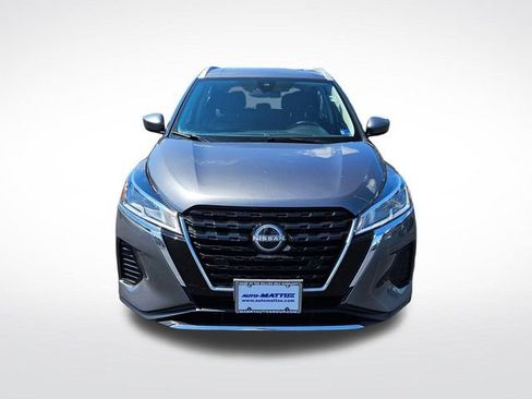 Used 2023 Nissan Kicks SV FWD image 8
