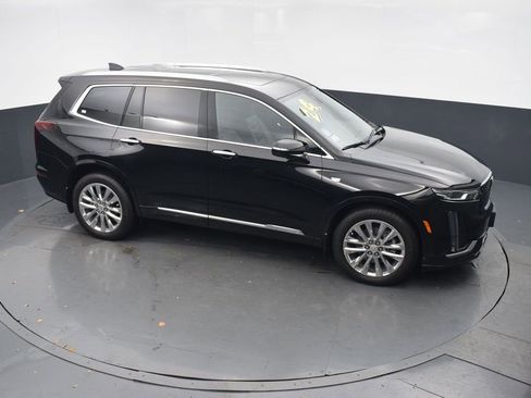 Certified 2024 Cadillac XT6 Premium Luxury w/ LPO, Floor Liner Package image 48