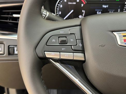 New 2025 Cadillac XT6 Luxury image 31