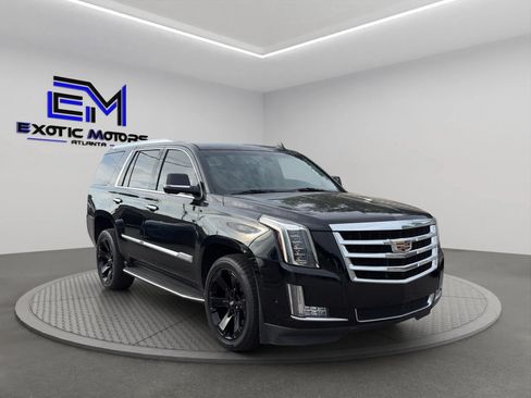 Used 2020 Cadillac Escalade 2WD image 7