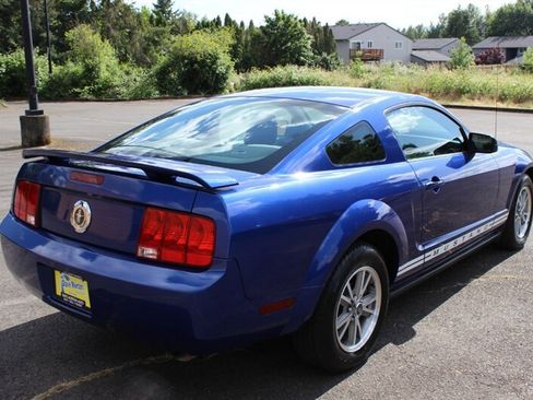 Used 2005 Ford Mustang Coupe RWD image 4