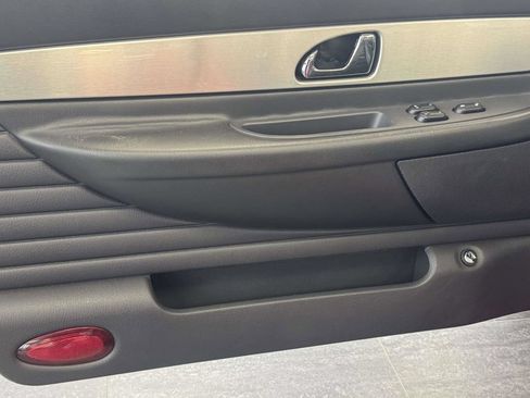 Used 2002 Ford Thunderbird RWD image 22