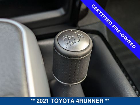 Used 2021 Toyota 4Runner TRD Off-Road Premium w/ Moonroof Package AWD/4WD image 33