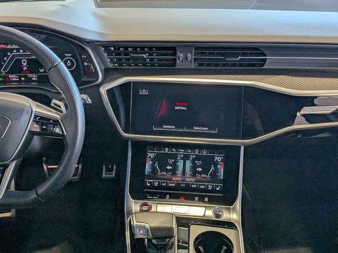 Used 2023 Audi RS 6 w/ Executive Package image 15