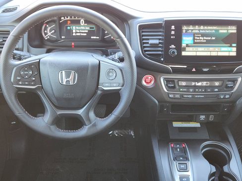 Used 2022 Honda Passport TrailSport image 27