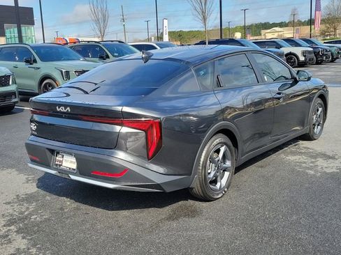 New 2026 Kia K4 LXS image 4