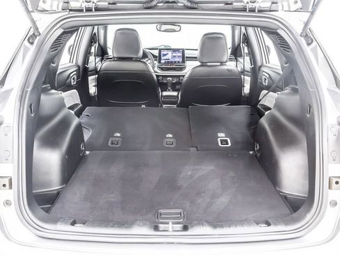 Used 2023 Jeep Compass Latitude AWD/4WD image 37