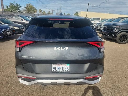 Used 2023 Kia Sportage LX FWD image 11