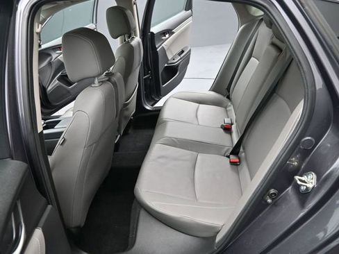 Used 2017 Honda Civic Touring image 14