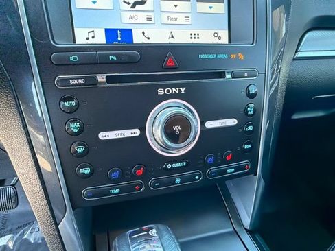 Used 2018 Ford Explorer Sport w/ Equipment Group 401A AWD/4WD image 29