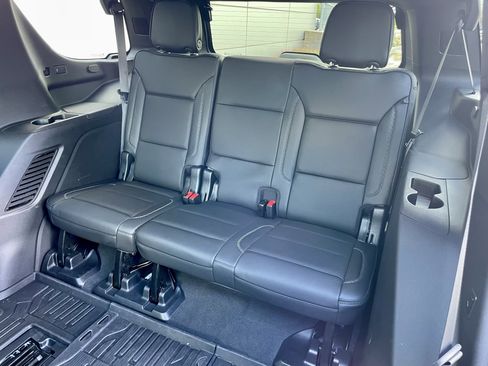 Used 2024 GMC Yukon Denali image 33