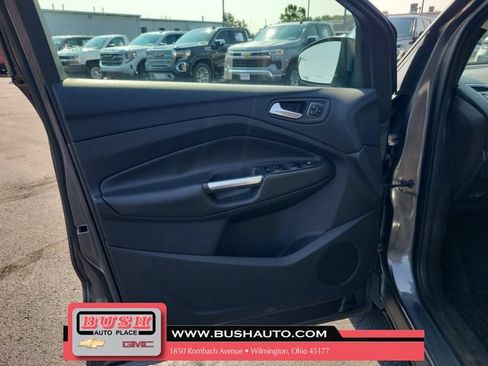 Used 2013 Ford Escape Titanium w/ Parking Technology Pkg FWD image 17