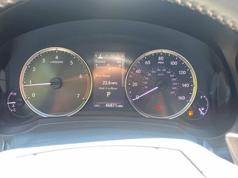 Used 2021 Lexus RC 300 w/ Accessory Package RWD image 15