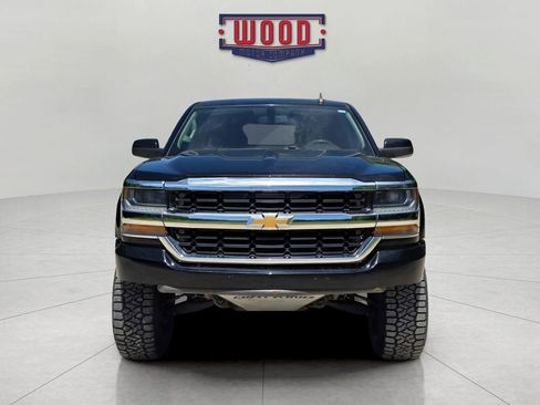 Used 2017 Chevrolet Silverado 1500 LT w/ Texas Edition RWD image 6