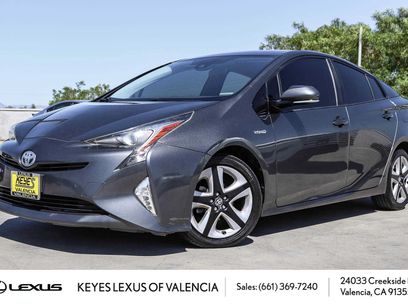 Used 2017 Toyota Prius Three Touring w/ Carpet Mat Package
