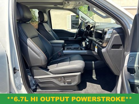 New 2026 Ford F250 Lariat w/ Black Appearance Package AWD/4WD image 5
