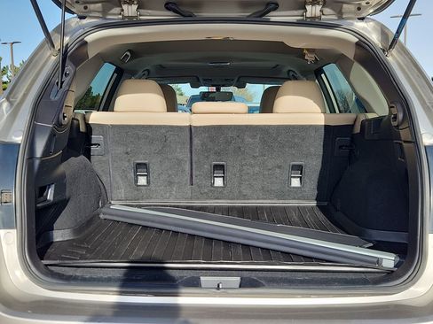 Used 2017 Subaru Outback 2.5i Limited image 10