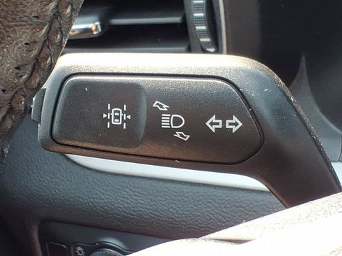 Used 2023 Ford Explorer XLT w/ Equipment Group 202A AWD/4WD image 26