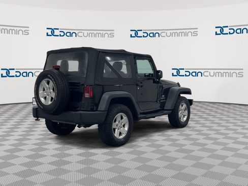Used 2016 Jeep Wrangler Sport w/ Quick Order Package 24S AWD/4WD image 8