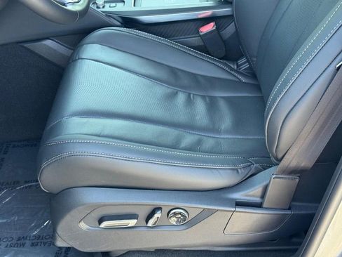 Certified 2026 Acura MDX FWD w/ Technology Package image 18