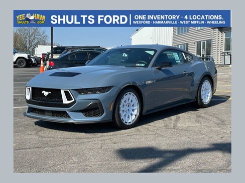 New 2026 Ford Mustang GT Premium w/ GT Performance Package RWD image 1