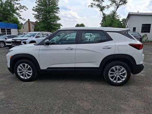 Used 2024 Chevrolet TrailBlazer LS FWD image 4