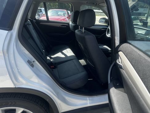 Used 2015 BMW X1 xDrive28i image 17