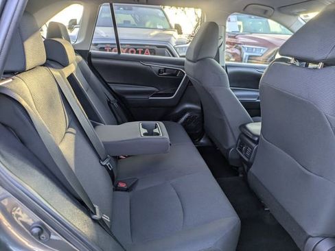 Used 2022 Toyota RAV4 LE image 28