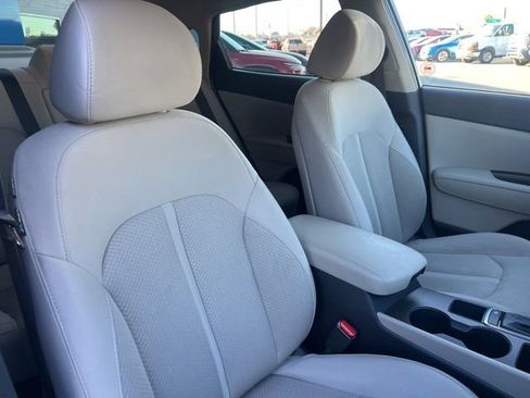 Used 2016 Kia Optima LX w/ Option Group 014 image 24