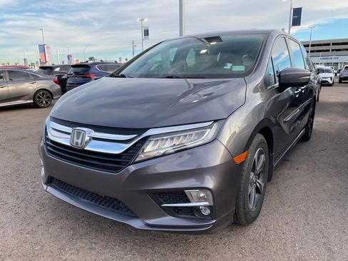 Used 2019 Honda Odyssey Touring image 3