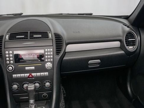 Used 2006 Mercedes-Benz SLK 350 image 5